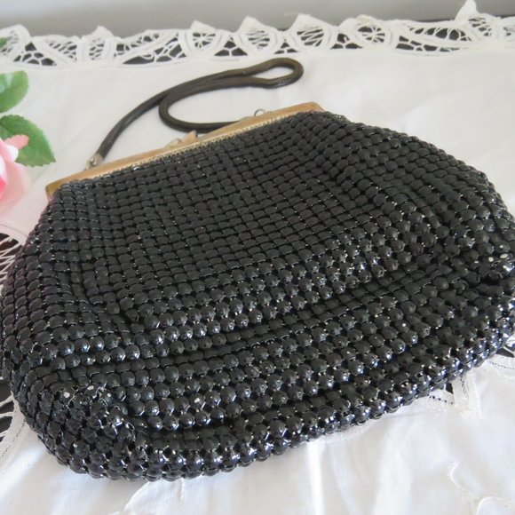 1970s Glomesh Metal Mesh Evening Purse - Picture 1 of 7